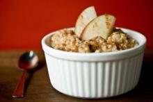 Apple Cinnamon Oatmeal Photo